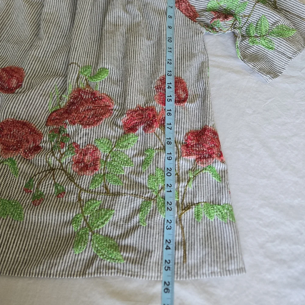 Vintage Floral Embroidered Women's Top - Picture 6 of 7